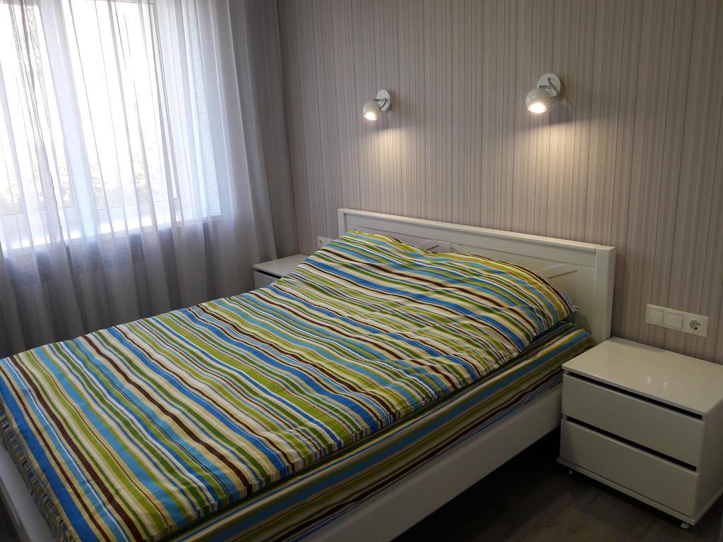 Apartmens Near Metalist Apartment Kharkov Ngoại thất bức ảnh