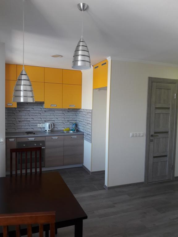 Apartmens Near Metalist Apartment Kharkov Ngoại thất bức ảnh